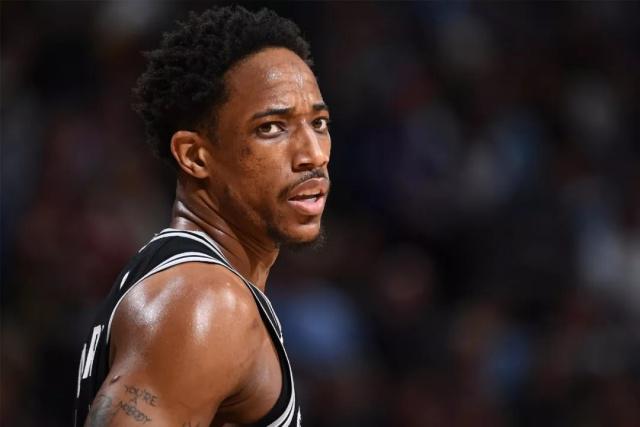 场均25分14篮板！杨文学蝉联NBL常规赛MVP