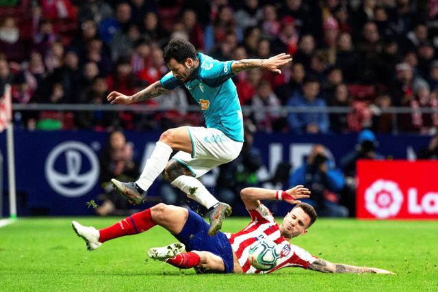 詹皇:湖人不进季后赛因天灾人祸